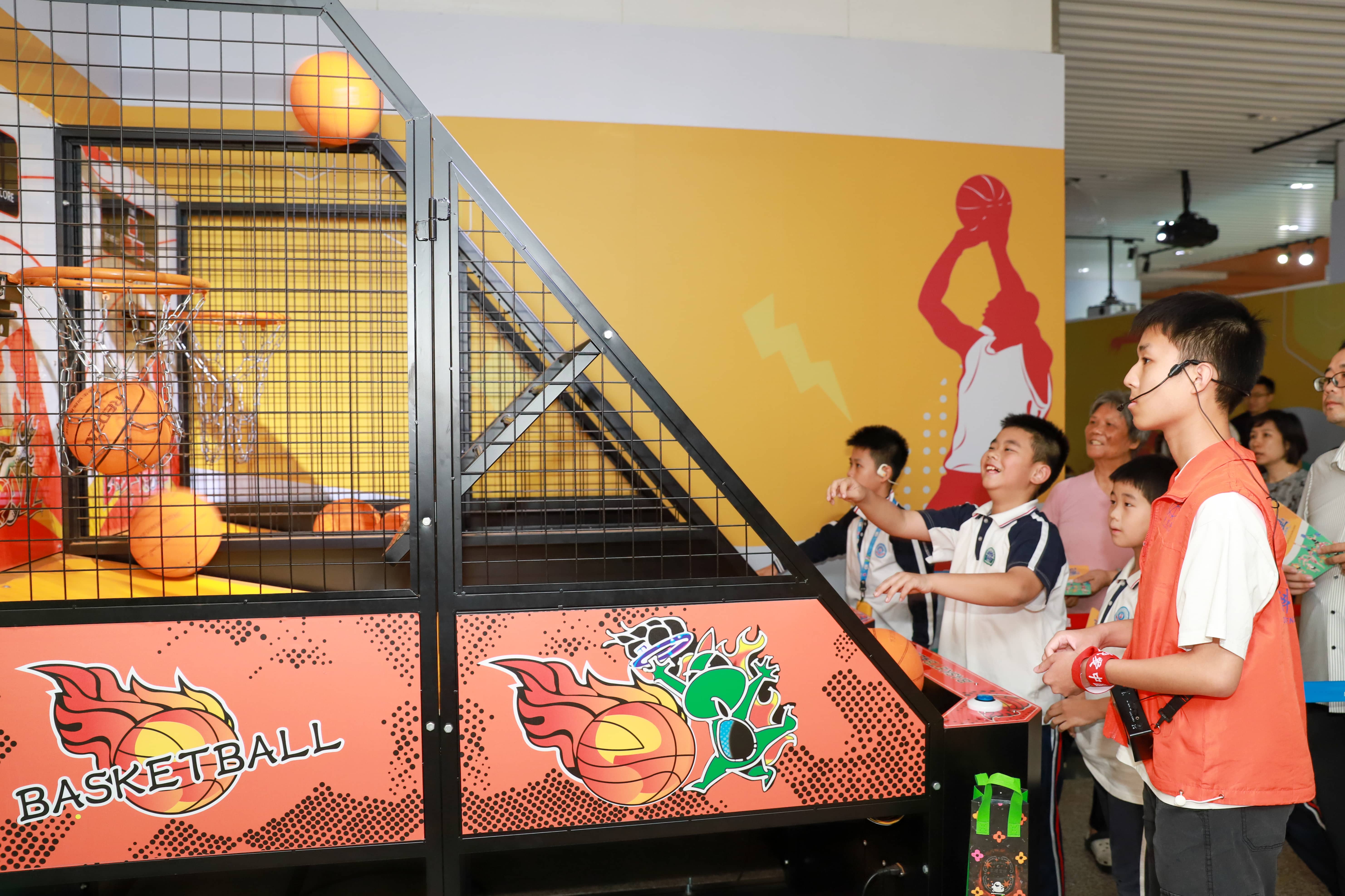 “燃烧吧！卡路里”运动科普展